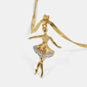 The Estara Diamond Pendant