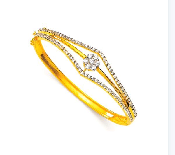 Austere Gold Bracelet