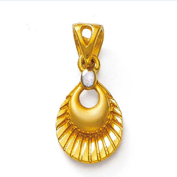 Kanika Yellow Gold Pendant