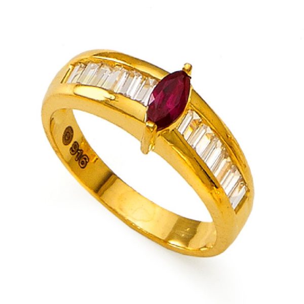 Red Eye Stone Gold Ring