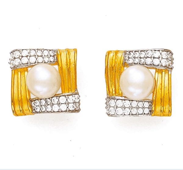 The Pearl Beauty Gold Tops
