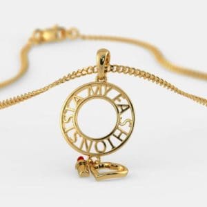 The My Fashionista Pendant