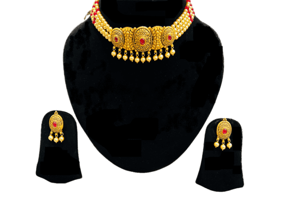 Lead Inspired Gold Necklace Set
