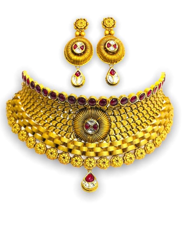 Antique Inspired Gold Choker Necklace Set