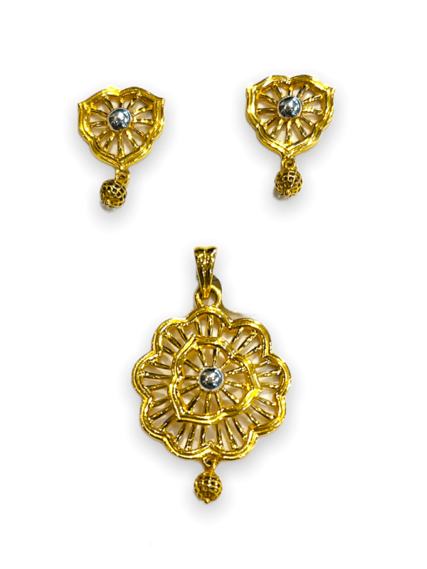 Moulika pendant set