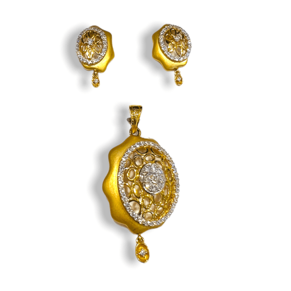 Kyna pendant set