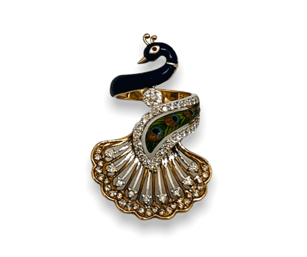 Fascinating mayur diamond ring