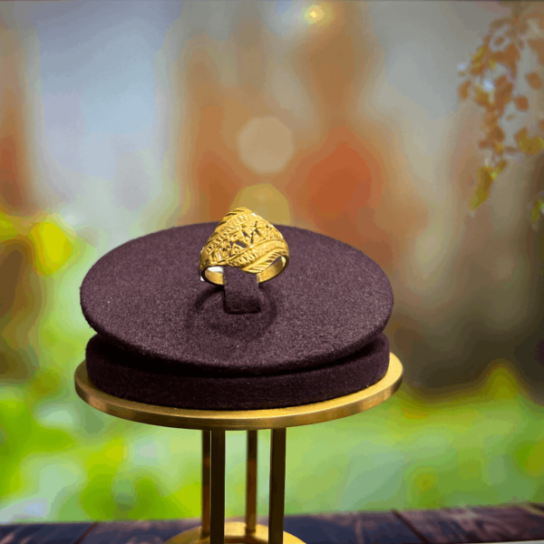 916 BIS Hallmarked Yellow Gold Ring