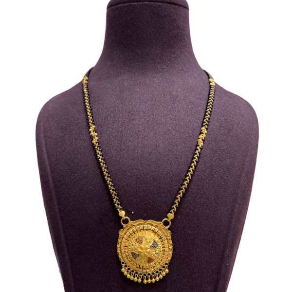 Sehgal Gold Classy Ring Mangalsutra