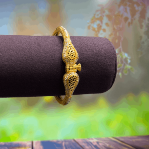 Sehgal Gold 22KT Bracelet