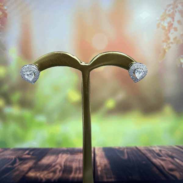 Elegant Sterling Silver Heart Earring