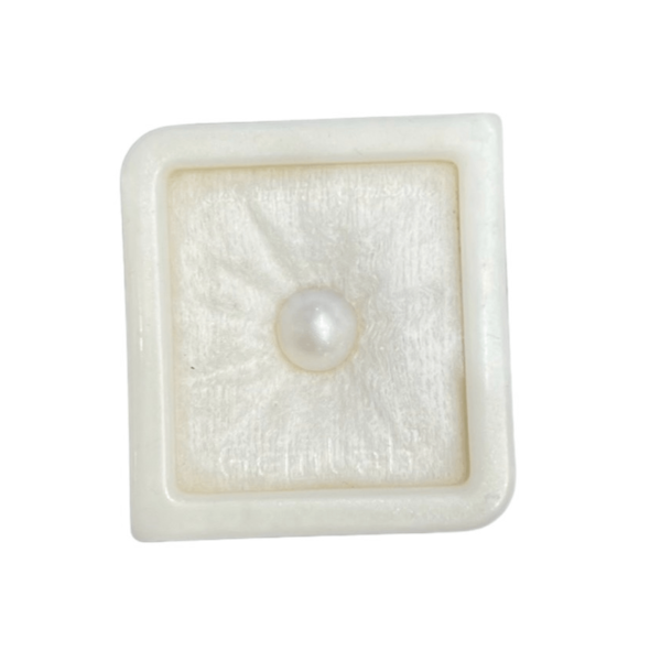 7.000 Ratti 4.2 Carat White Pearl Gemstone Certified By Lab