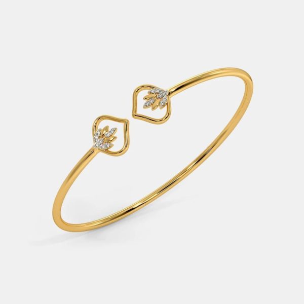 The Mariko Twister Bangle