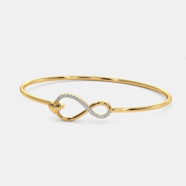 The Gabrielli Toggle Bangle