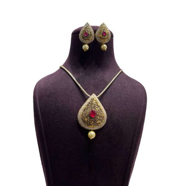 The Futuristic Pendant Set