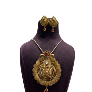 The Inan Pendant Set