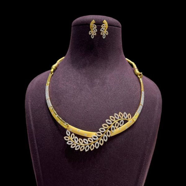 The Nicole Necklace With Earring Set