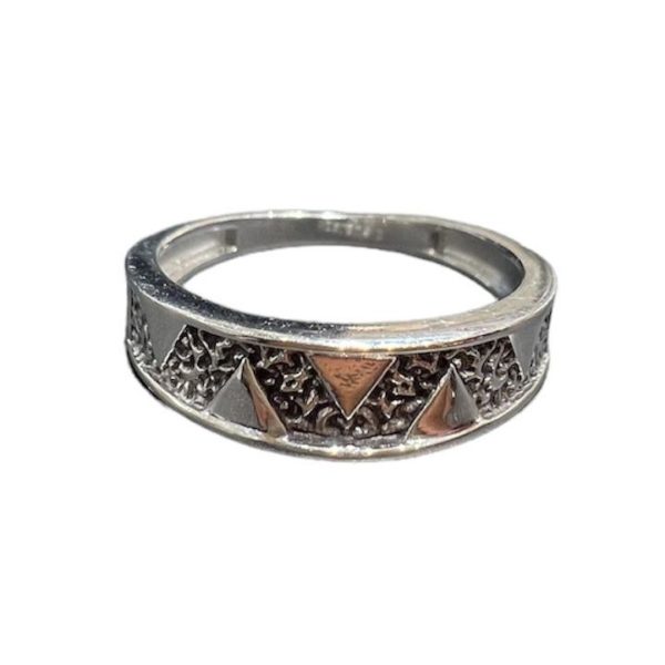 Silver Mesh Gleaming Ladies Ring