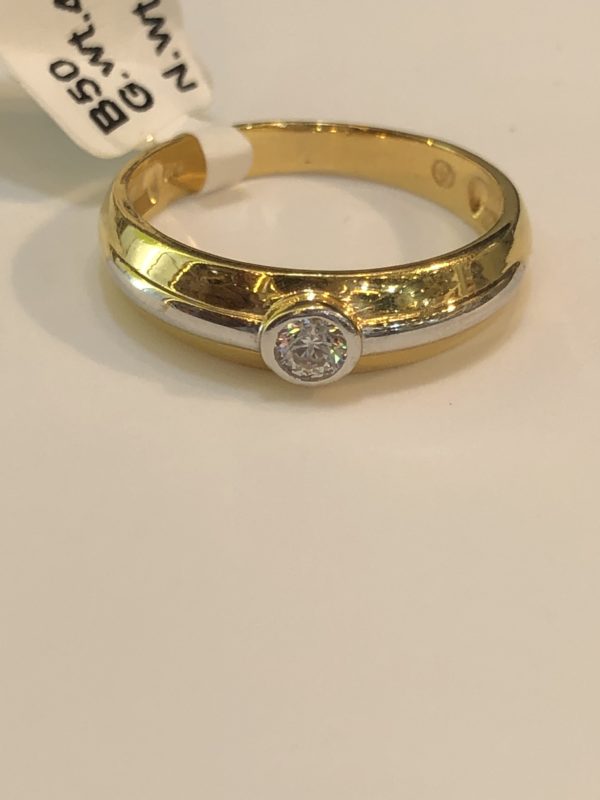 The Bezel Gold Band For Her