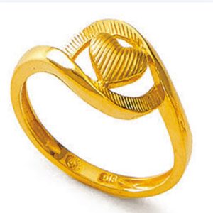 Heart Twist Yellow Gold Ring