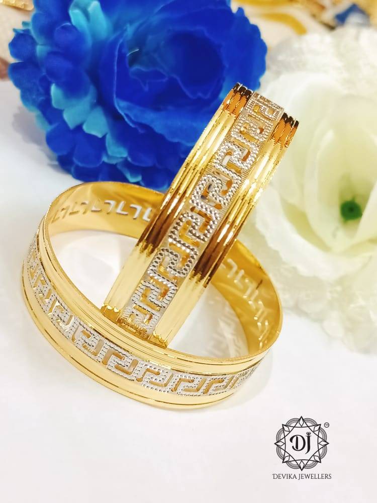 Versace Gold Rings for Women | Editorialist