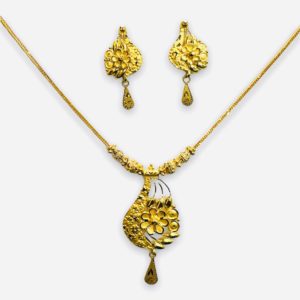 Reshika chain necklace set