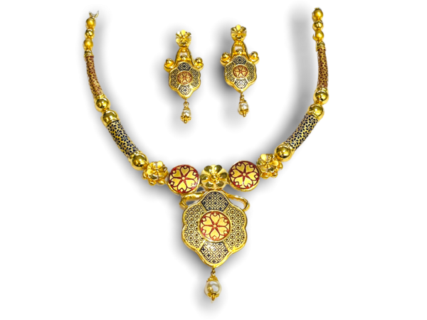 Mishil Gold Necklace Set