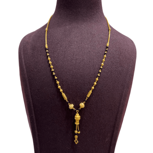 Sehgal Gold Black and Gold Sphere Mangalsutra