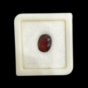 6.500 Ratti 3.9 Carat Certified Natural Red Ruby Gemstone