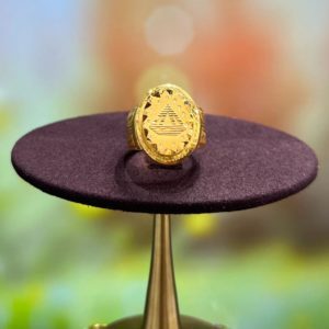 The Lapin Gold Ring