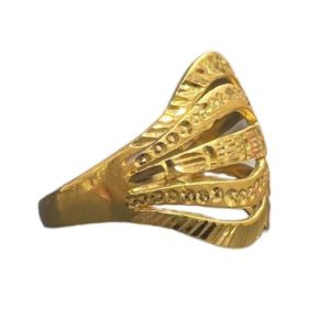 The Anura Yellow Gold Ring
