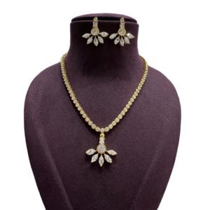 Sterling Silver Flower Shape Necklace Set
