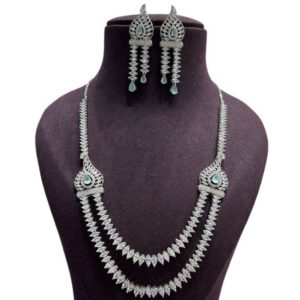 Streling Silver Vigilant Femme Necklace Set